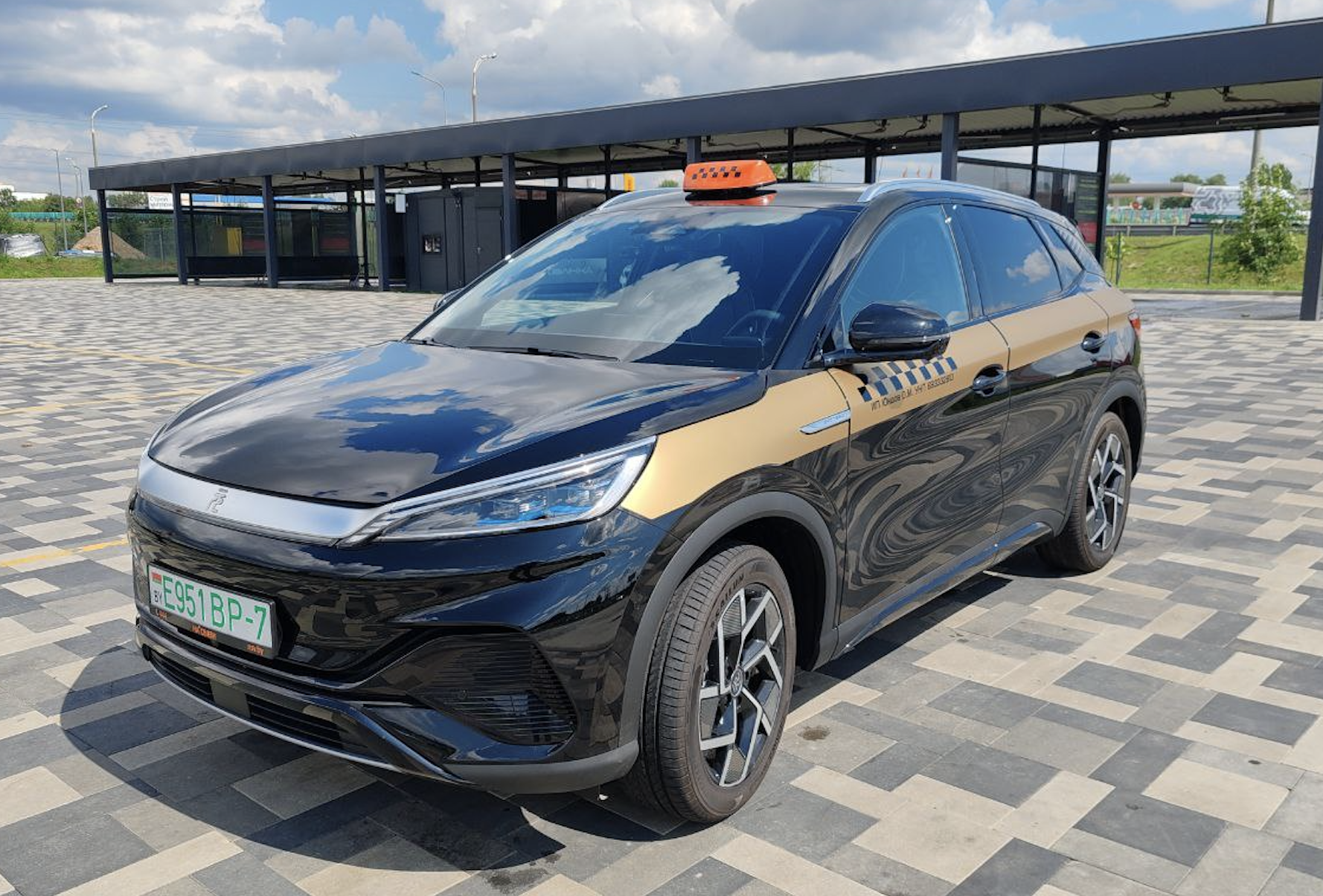 Автомобиль 4